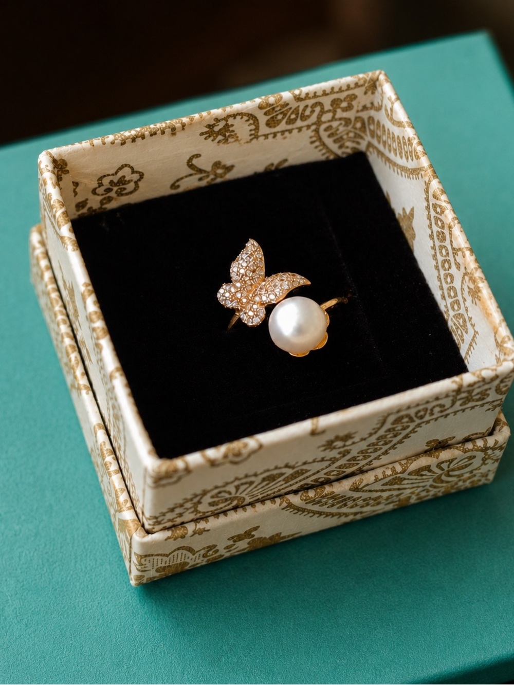 NWT Gold Plated Butterfly Pearl Ring | CZ Adjustable Statement Ring - Picture 2 of 2
